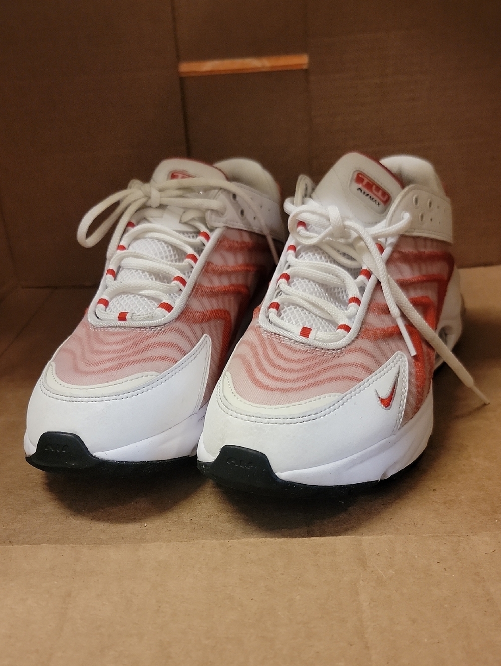 Nike air max t w Size 9